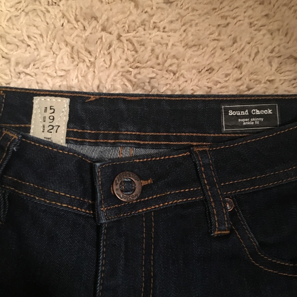 Volcom Jeans - Picture 3 of 3